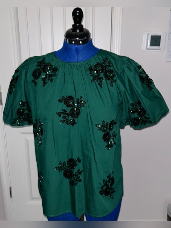 crown & ivy Tops - Crown & Ivy Women's Hunter Green Embellished Puff Sleeve Top
